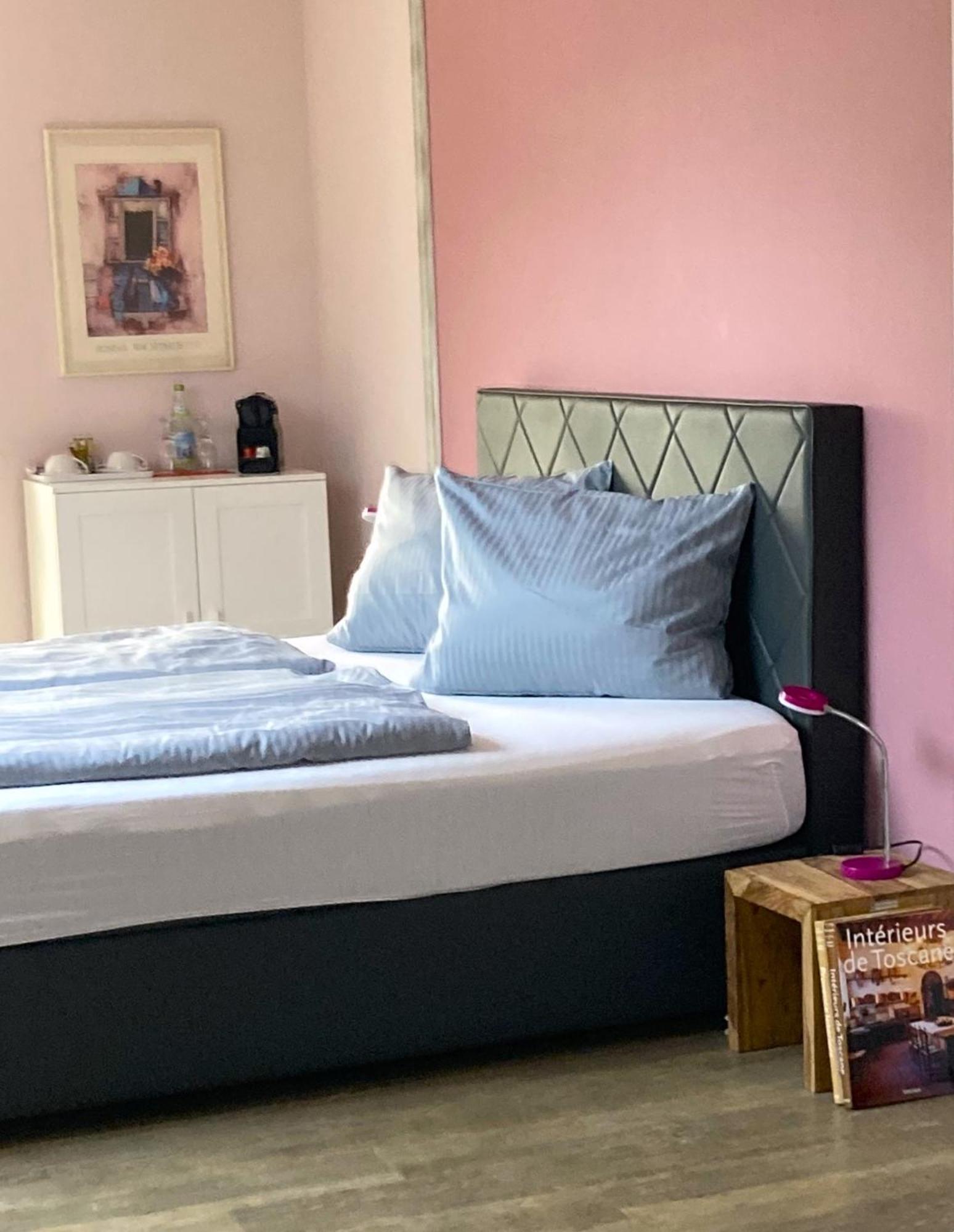 Das Singold Hotel Mit Highspeed Wlan Und Digitalem Schluessel Schwabmunchen Ngoại thất bức ảnh